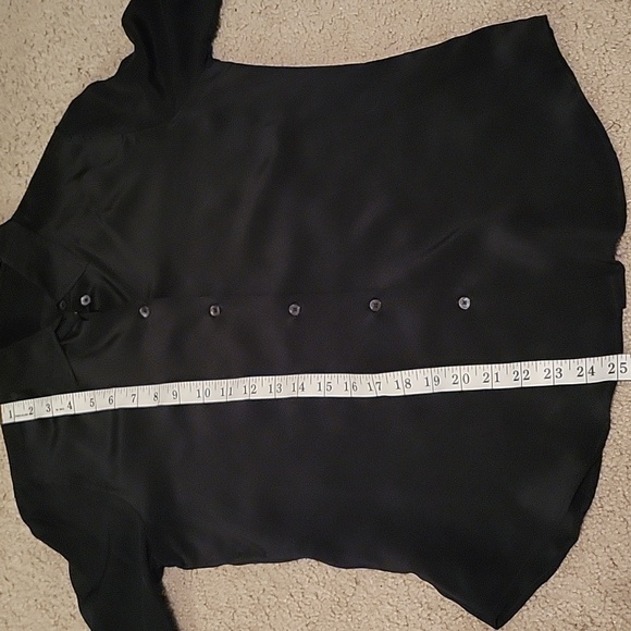 Babaton(Aritzia)100% Silk blouse size small - Picture 8 of 8